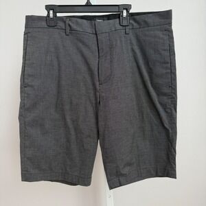 Theory Men's Gray Dotted Pattern‎ Shorts Size 32 Modern Casual